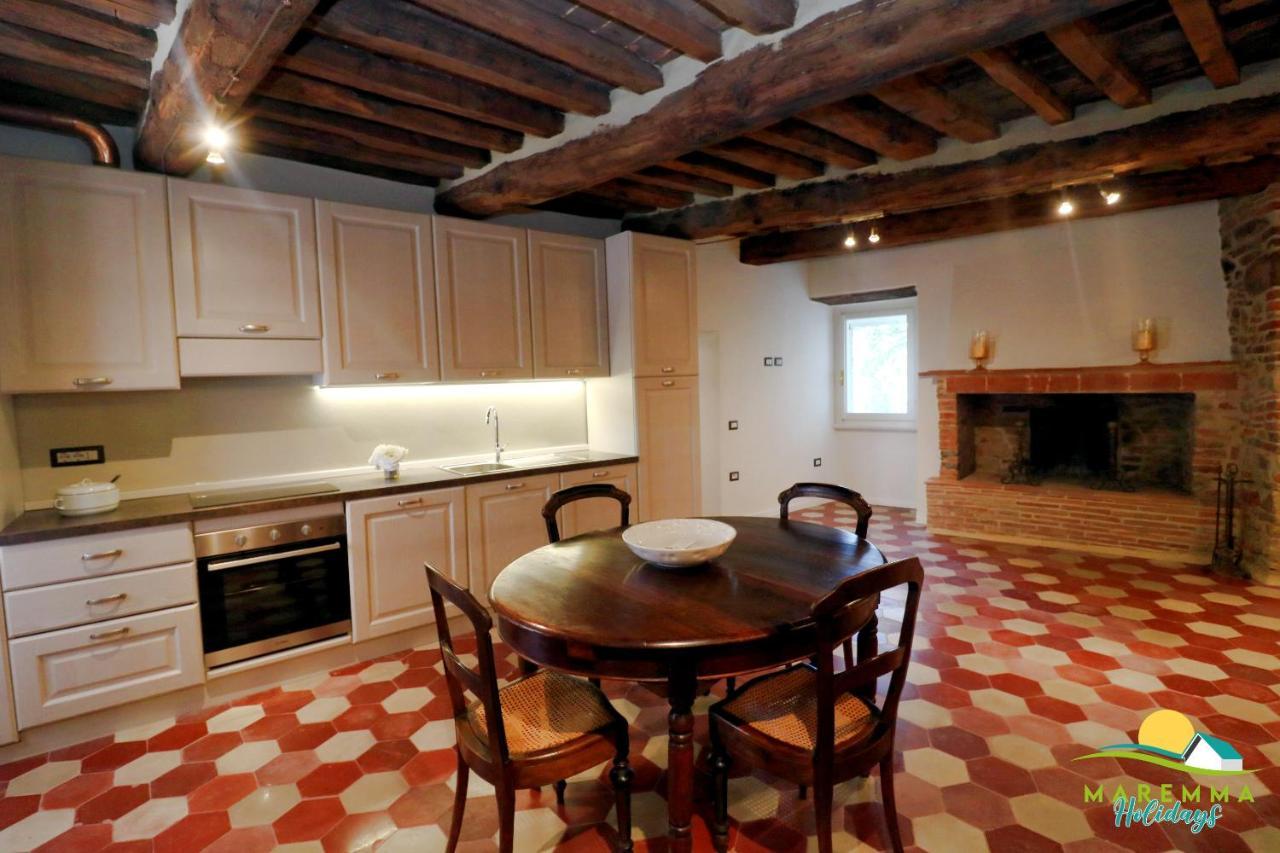 Maremma Holidays- La Casa Di Rocca Scarlino Buitenkant foto