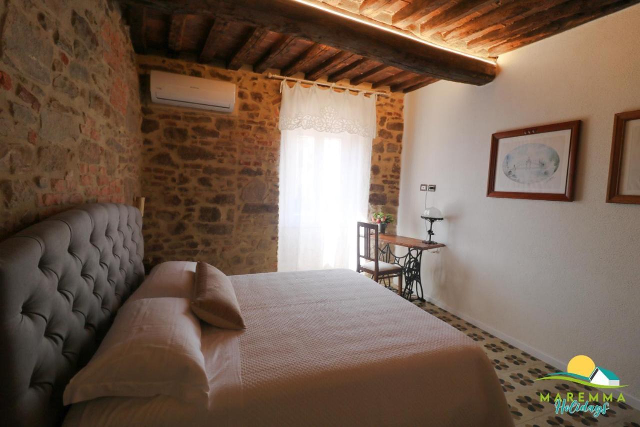 Maremma Holidays- La Casa Di Rocca Scarlino Buitenkant foto